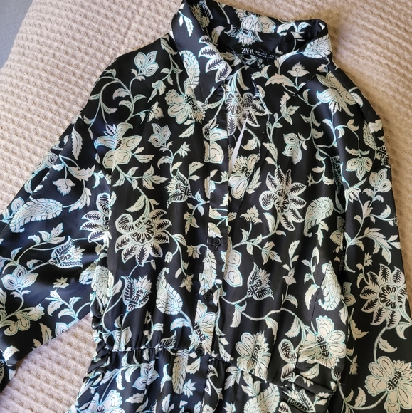 Floral Print Shirt Dress - Picture 4 of 5